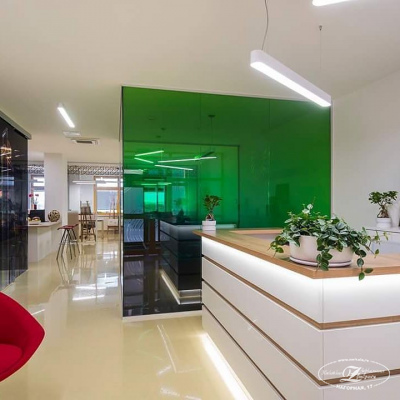 цветное стекло для перегородок